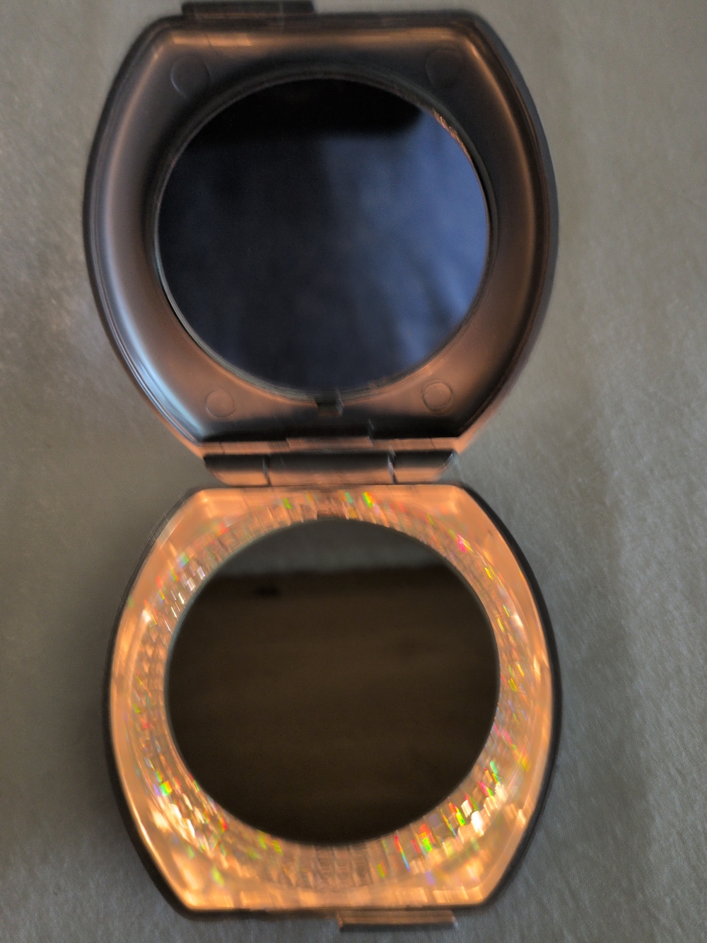 Idea Village Lighted Mirror (Check Makeup) Case